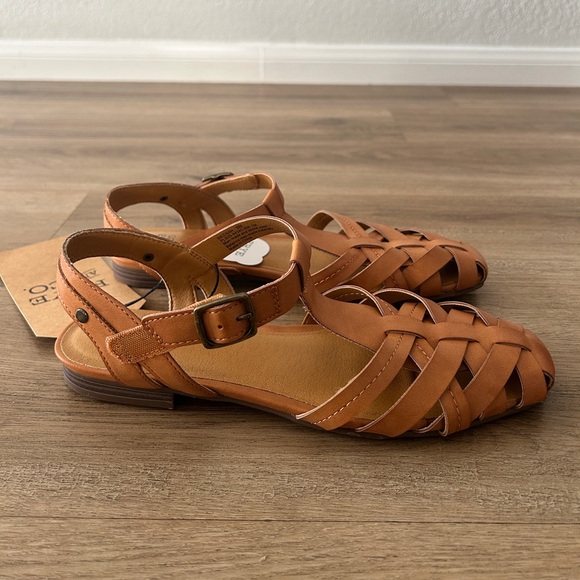 Frye & Co. Meenah Saddle Leather Sandals – Women’s Size 8 – NWT - Picture 3 of 7